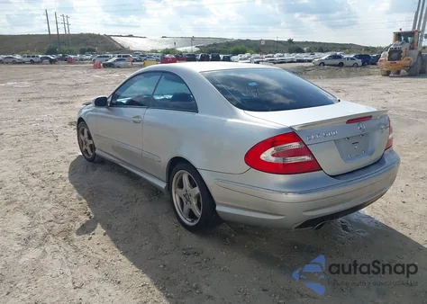 2004 Mercedes-Benz Clk 500 из США, поврежденный, VIN WDBTJ75J14F107452